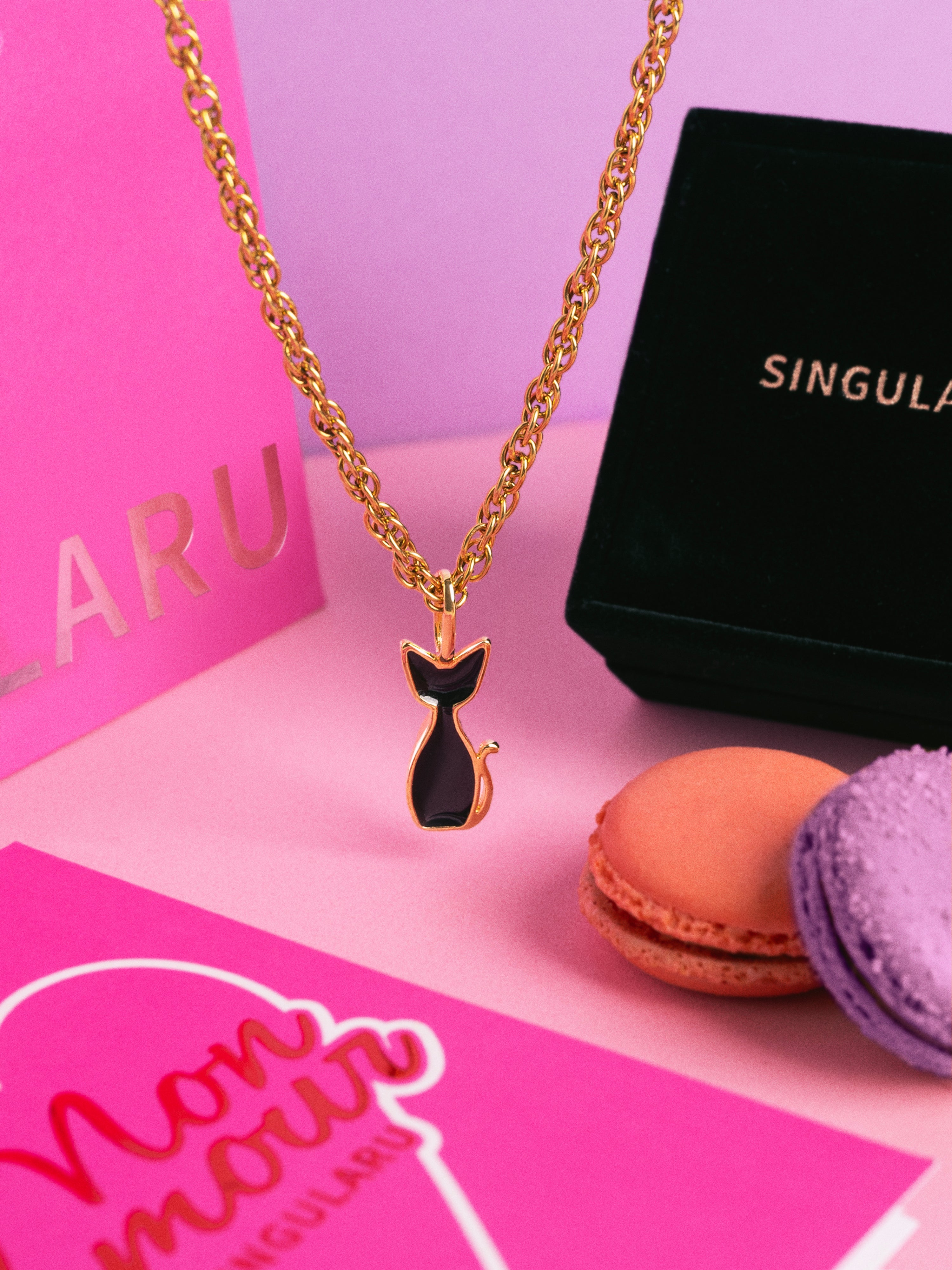 SALEM | Collar + Charm de regalo