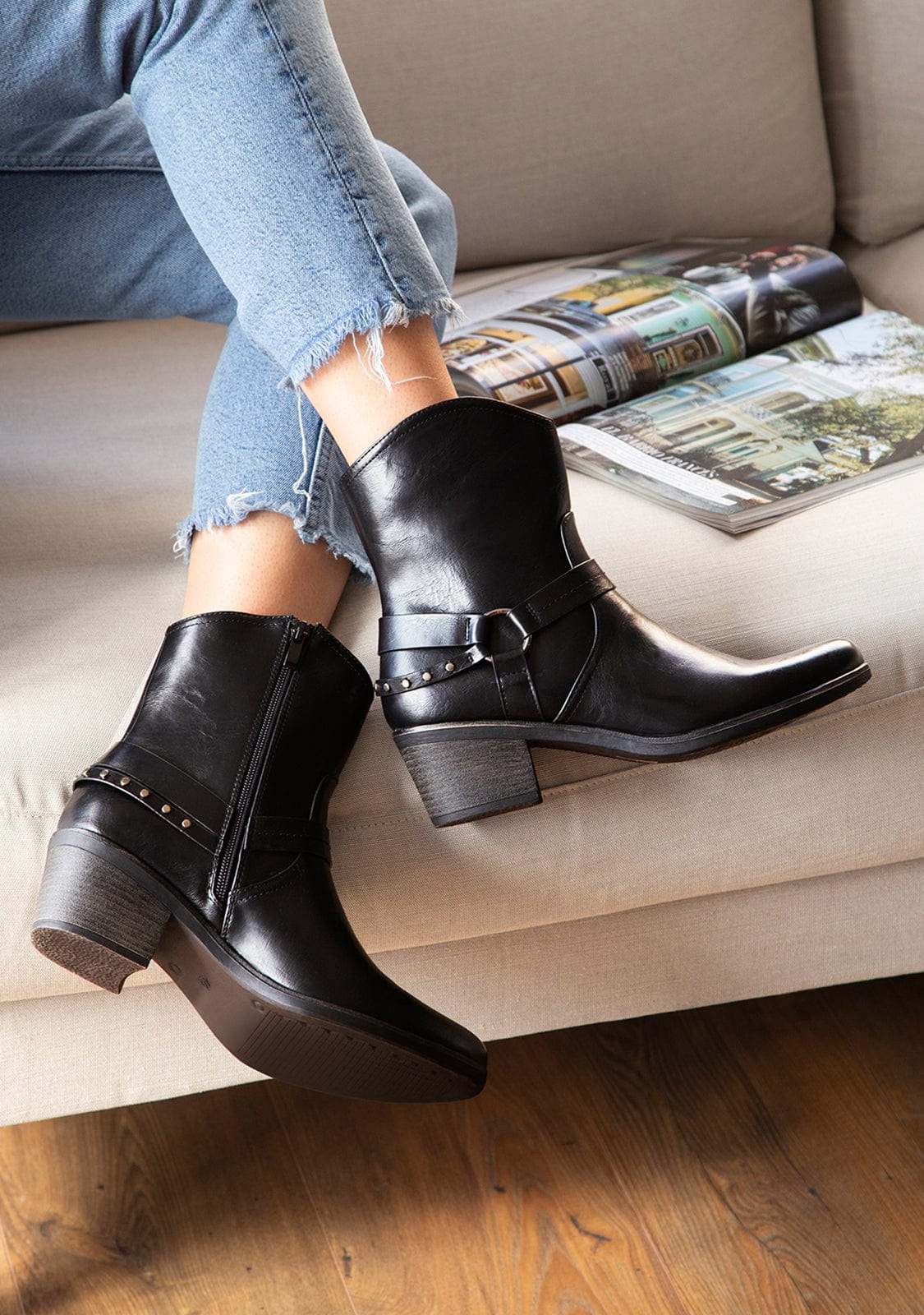 ANGY | Bota