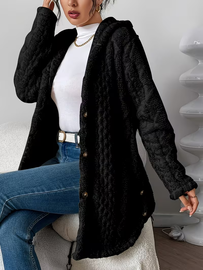 SILVIA | Abrigo